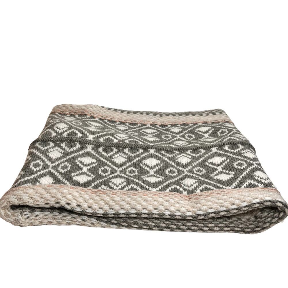 Anthropologie Madison 88 Winter Neck Warmer Scarf Grey